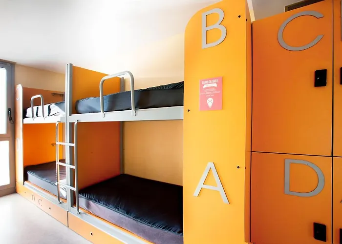 Hostel Twentytu